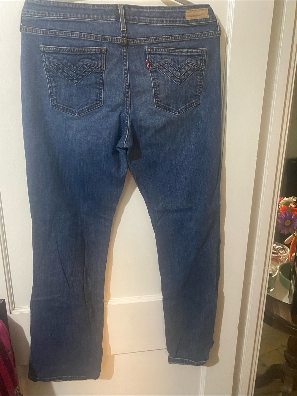 Levi's Women's Mid Wash Straight Leg Jeans - Dark Blue Denim